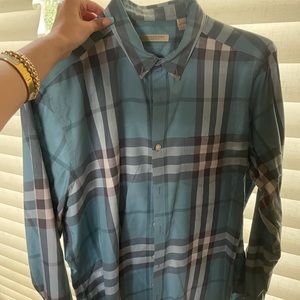 Men’s Burberry Dress Shirt
